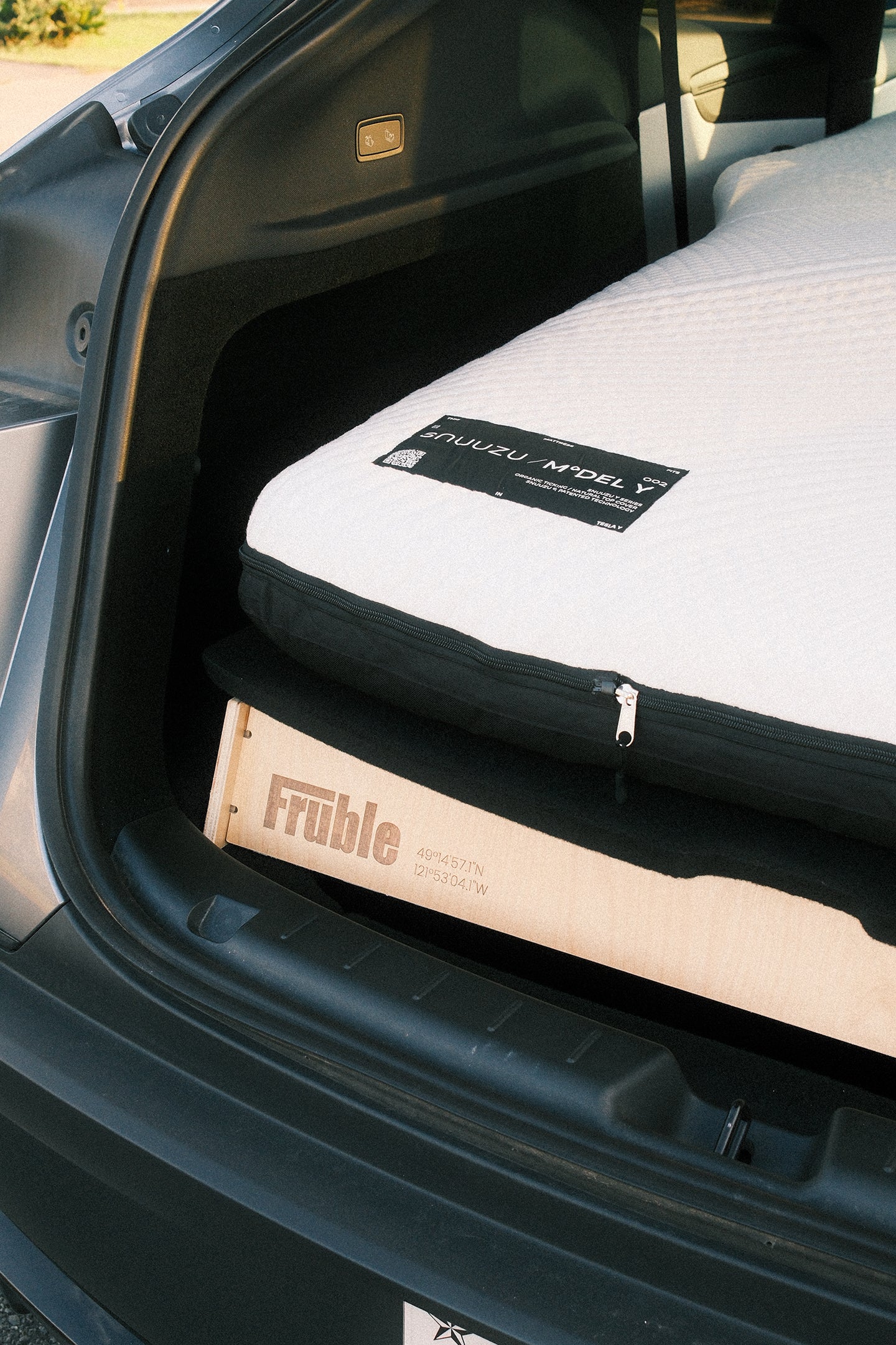 Snuuzu Tesla Model Y | Car Mattress