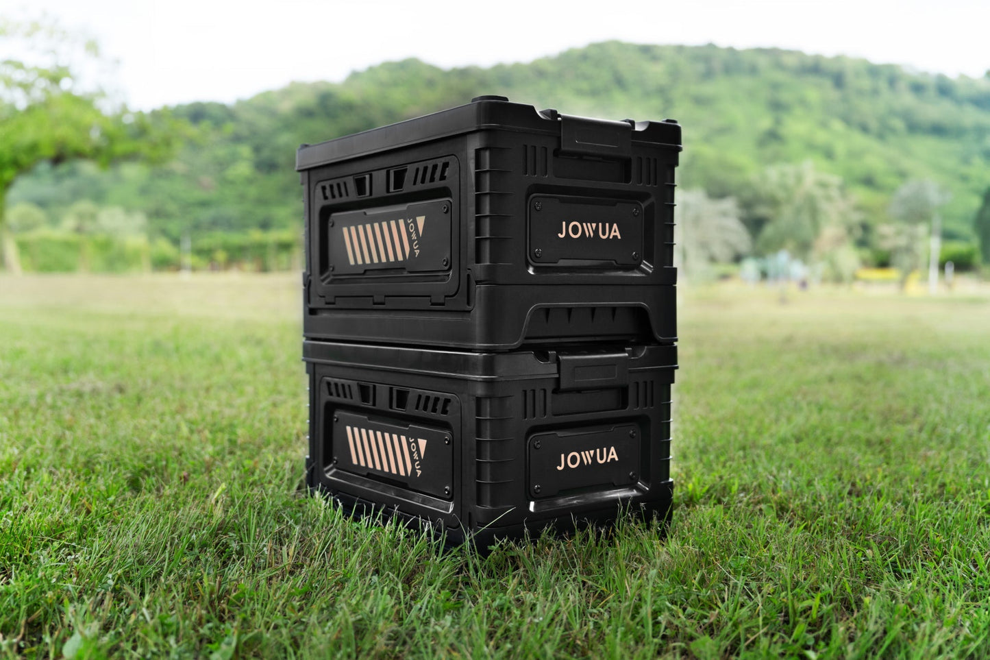 30L Stackable Storage Box and Trunk Organizer